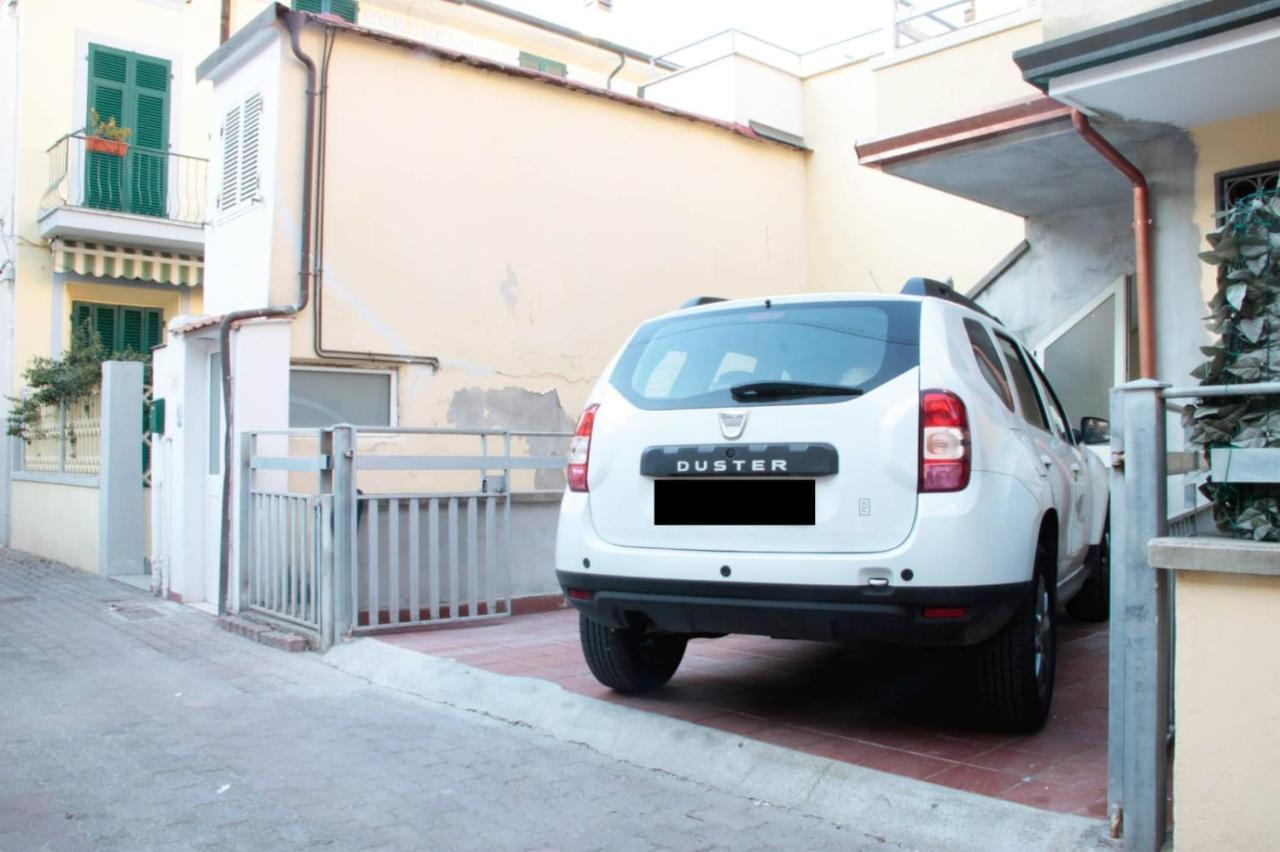 La Casa In Passeggiata - Seancity Viareggio Zewnętrze zdjęcie